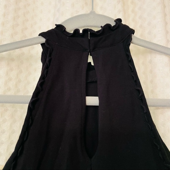 Express Halter Neck Tank - Picture 9 of 9